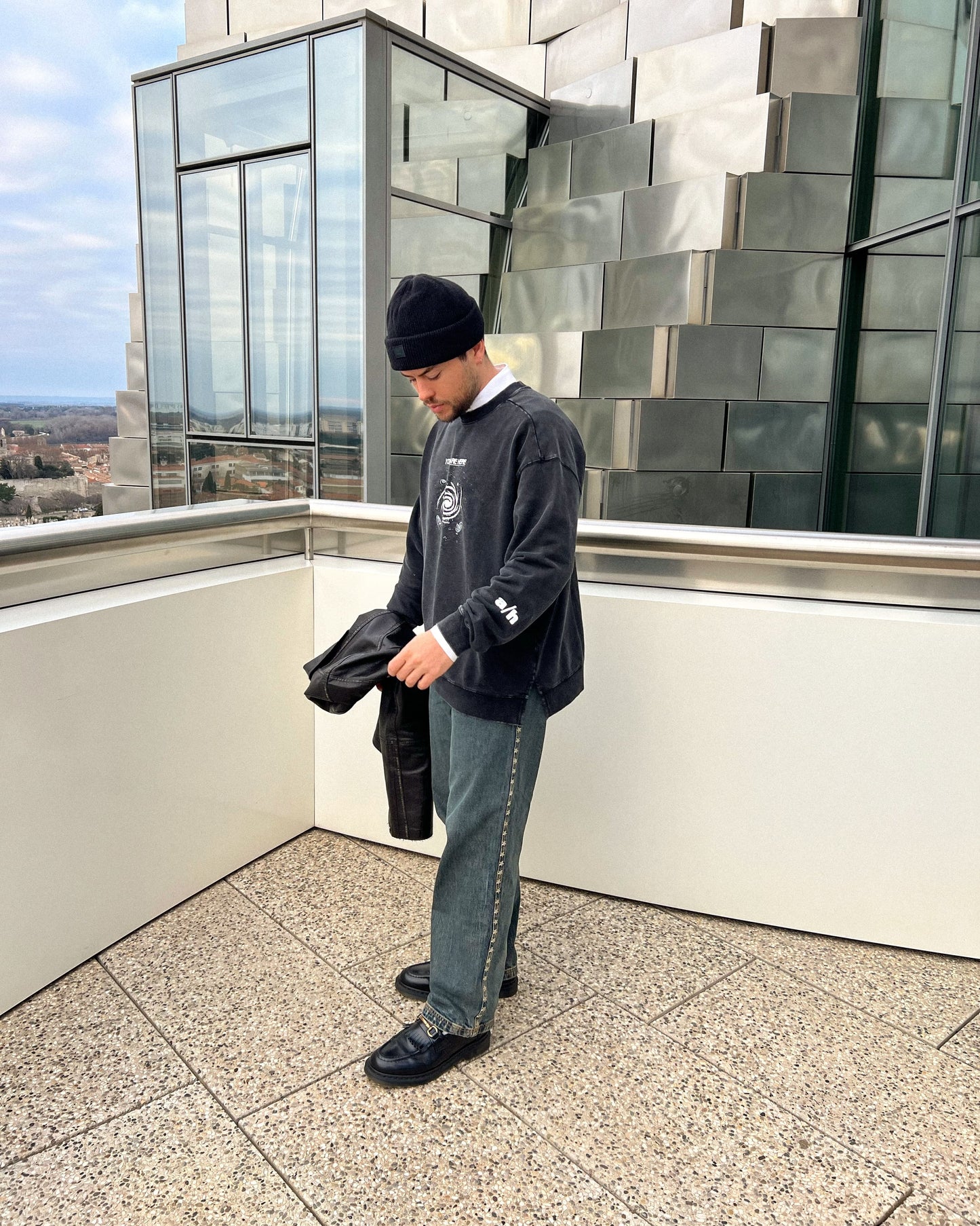 *YOU ARE HERE* HEAVYWEIGHT SWEAT