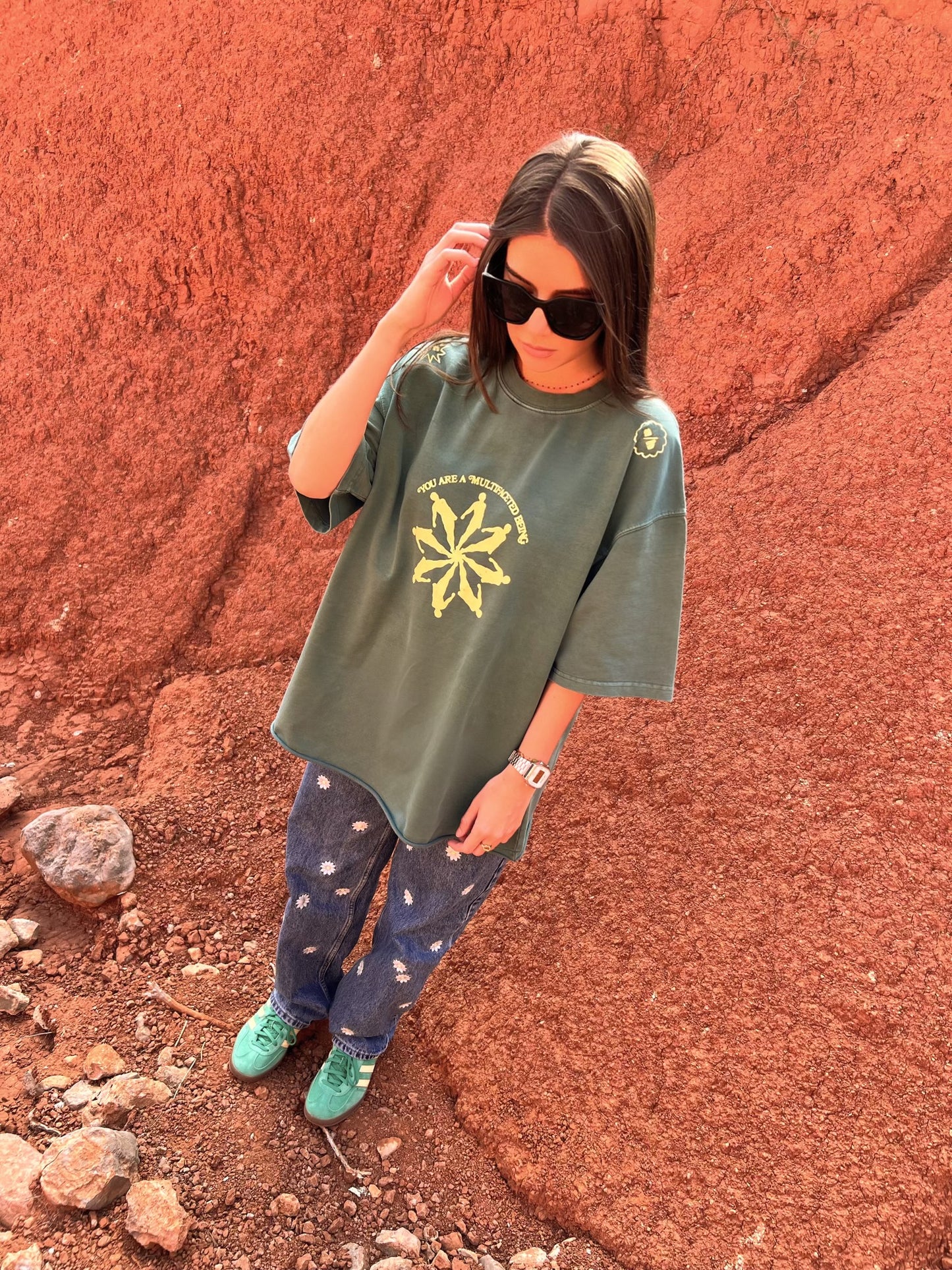 *MULTIFACED BEING* PREMIUM HEAVY TEE
