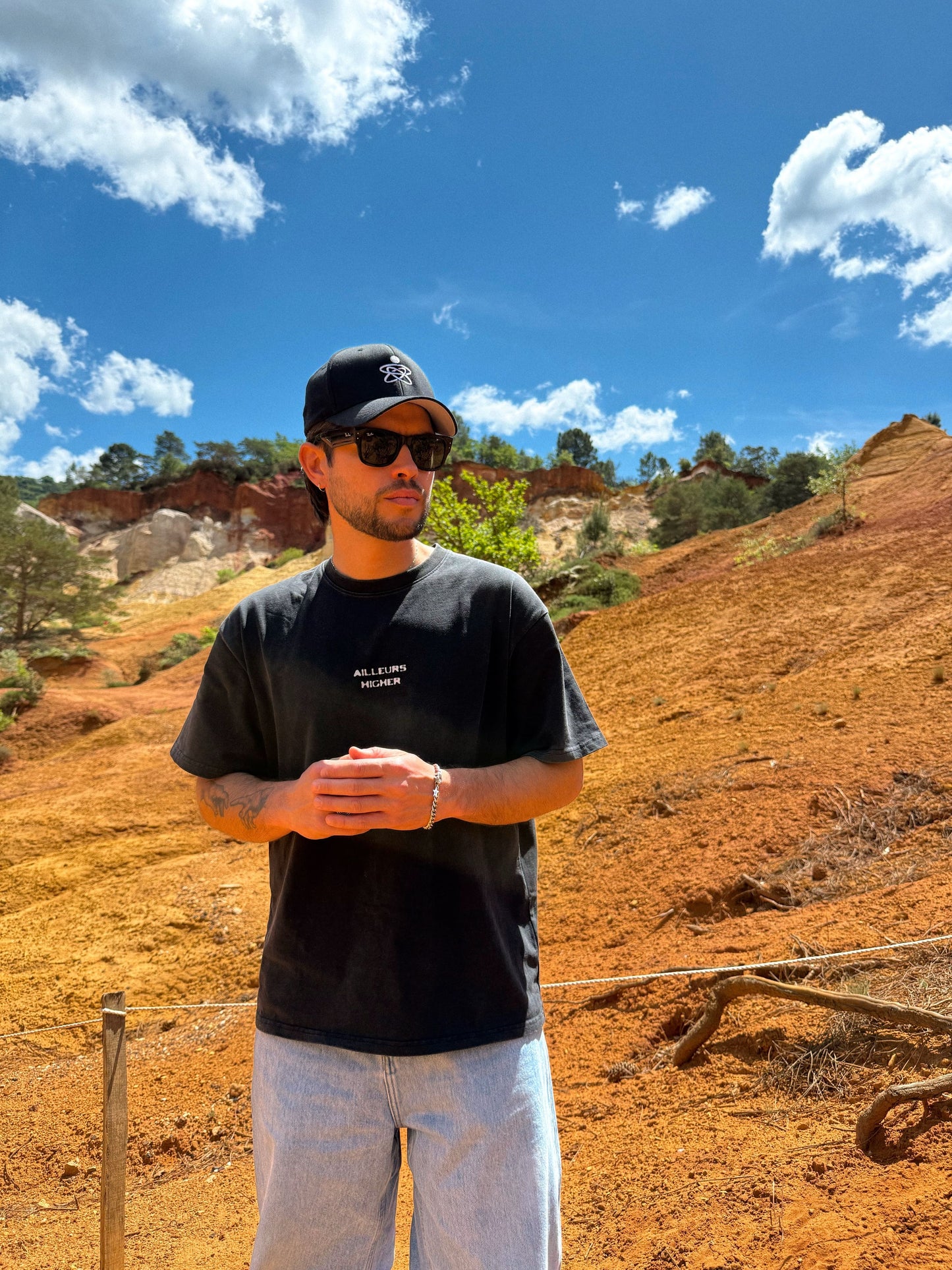 *PERSPECTIVE* CLASSIC TEE