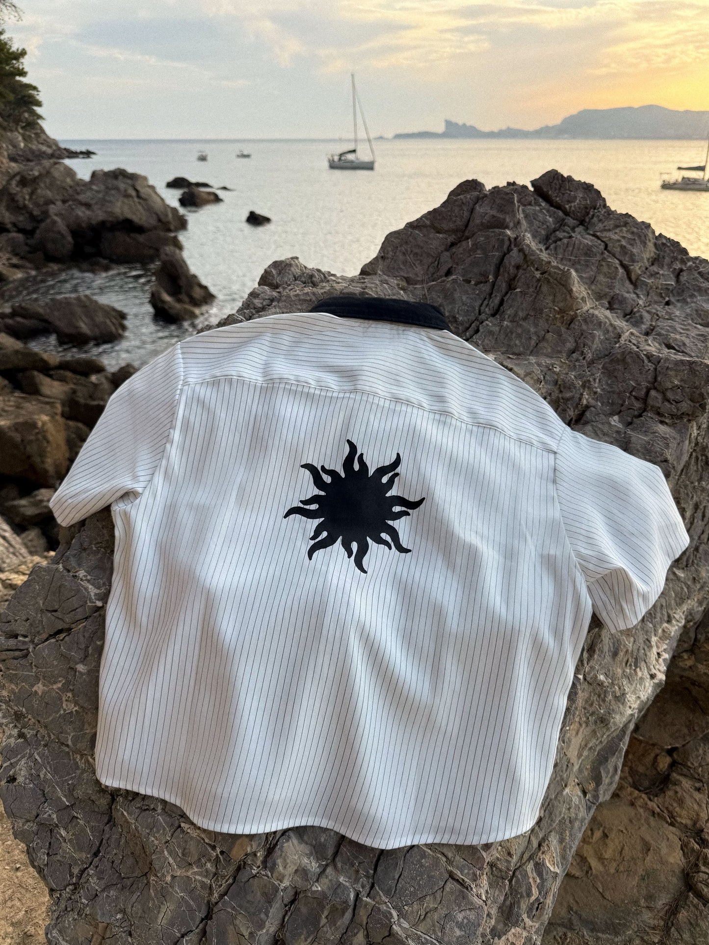 *SUN* BOXY SHIRT