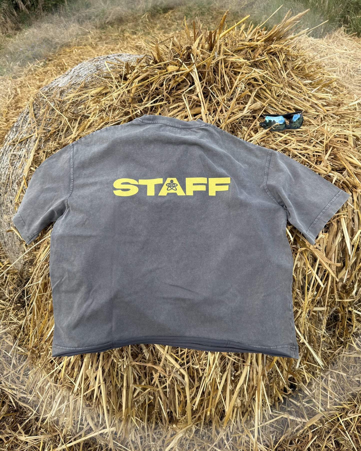 *STAFF* BOXY TEE (GREY)