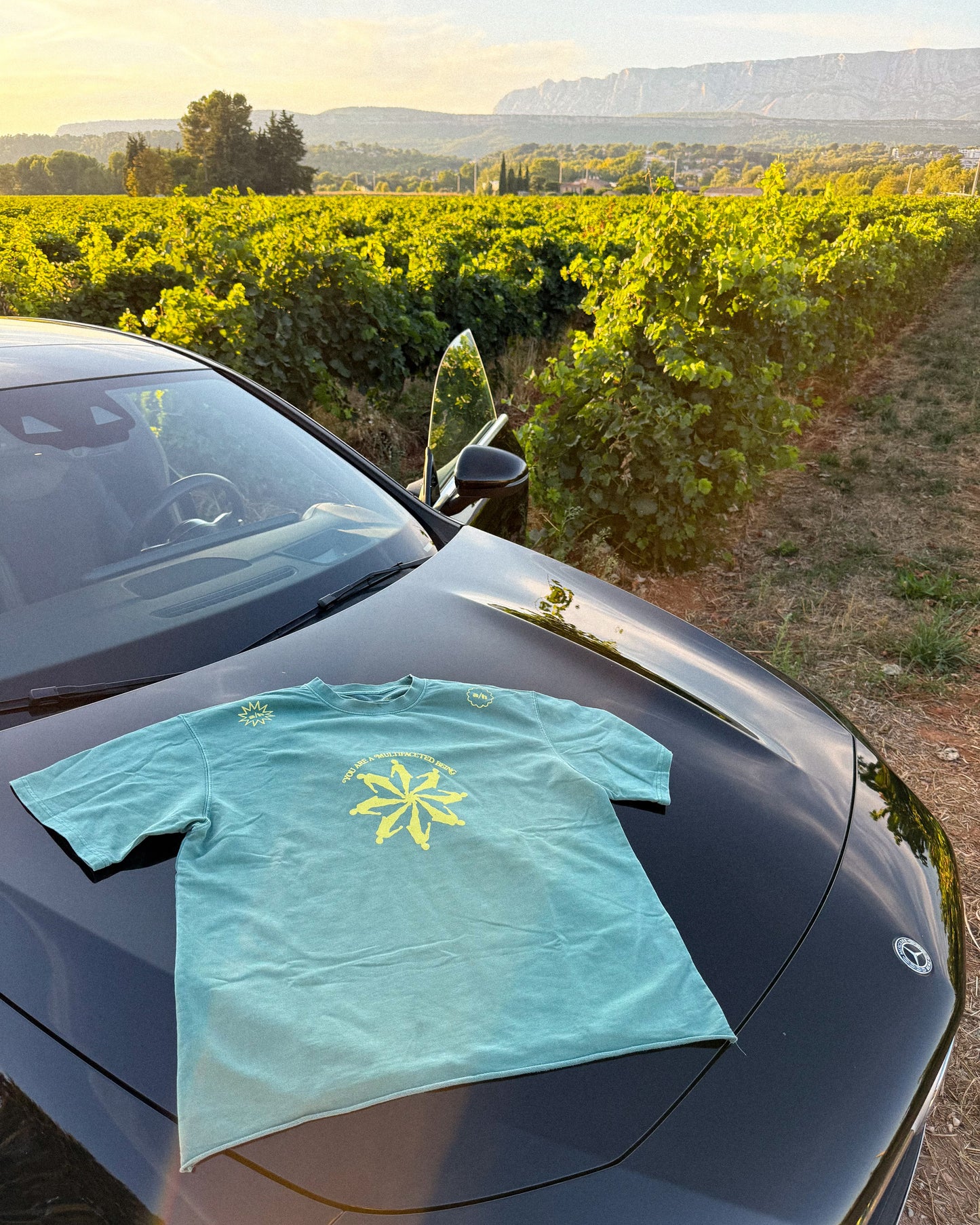 *MULTIFACED BEING* PREMIUM HEAVY TEE