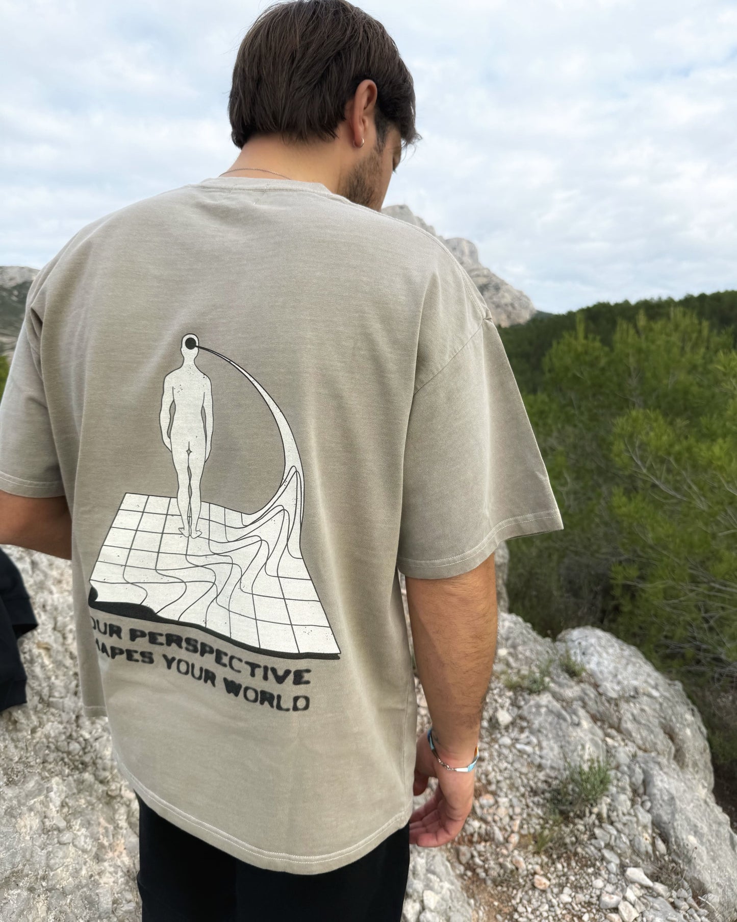 *PERSPECTIVE* PREMIUM HEAVY TEE