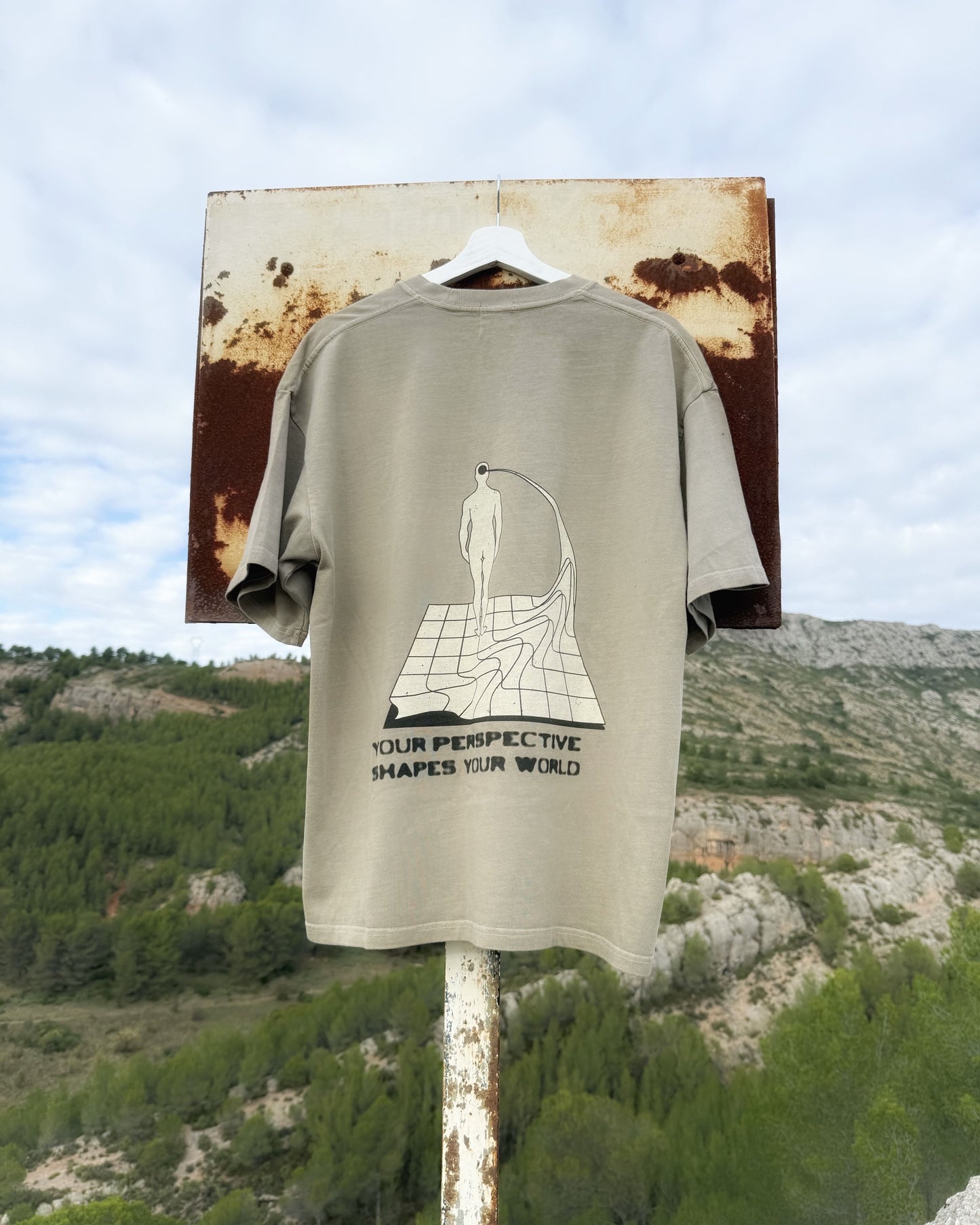 *PERSPECTIVE* PREMIUM HEAVY TEE