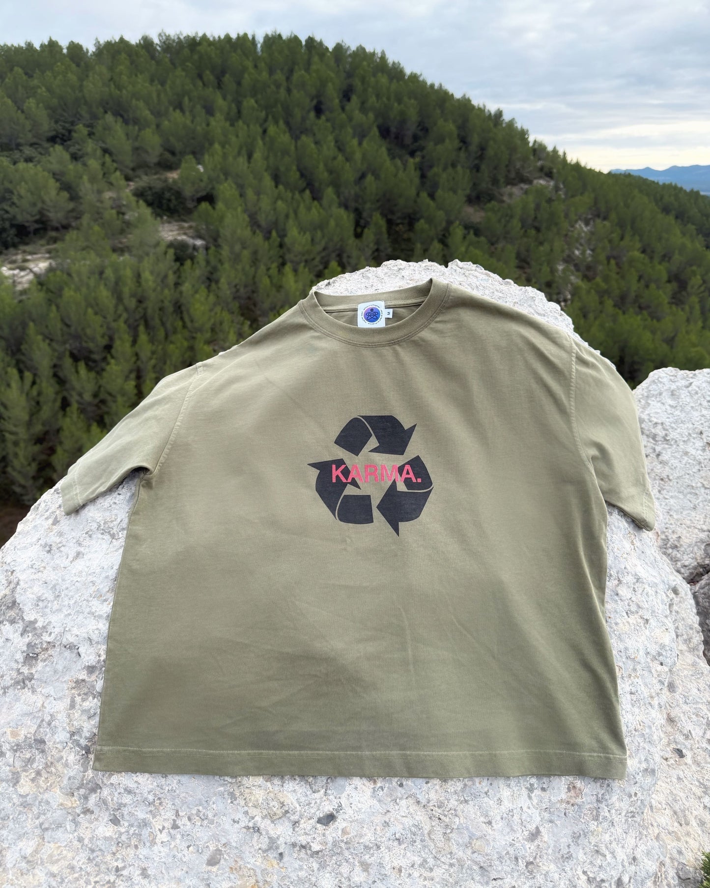 *KARMA* BOXY CROPPED TEE