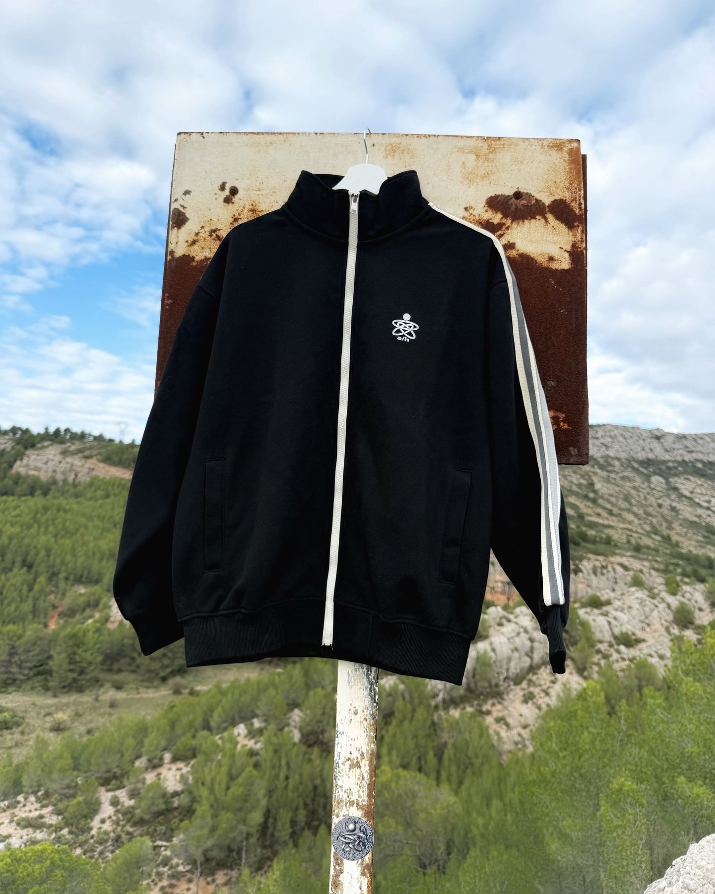 *SIGNATURE* TRACK JACKET