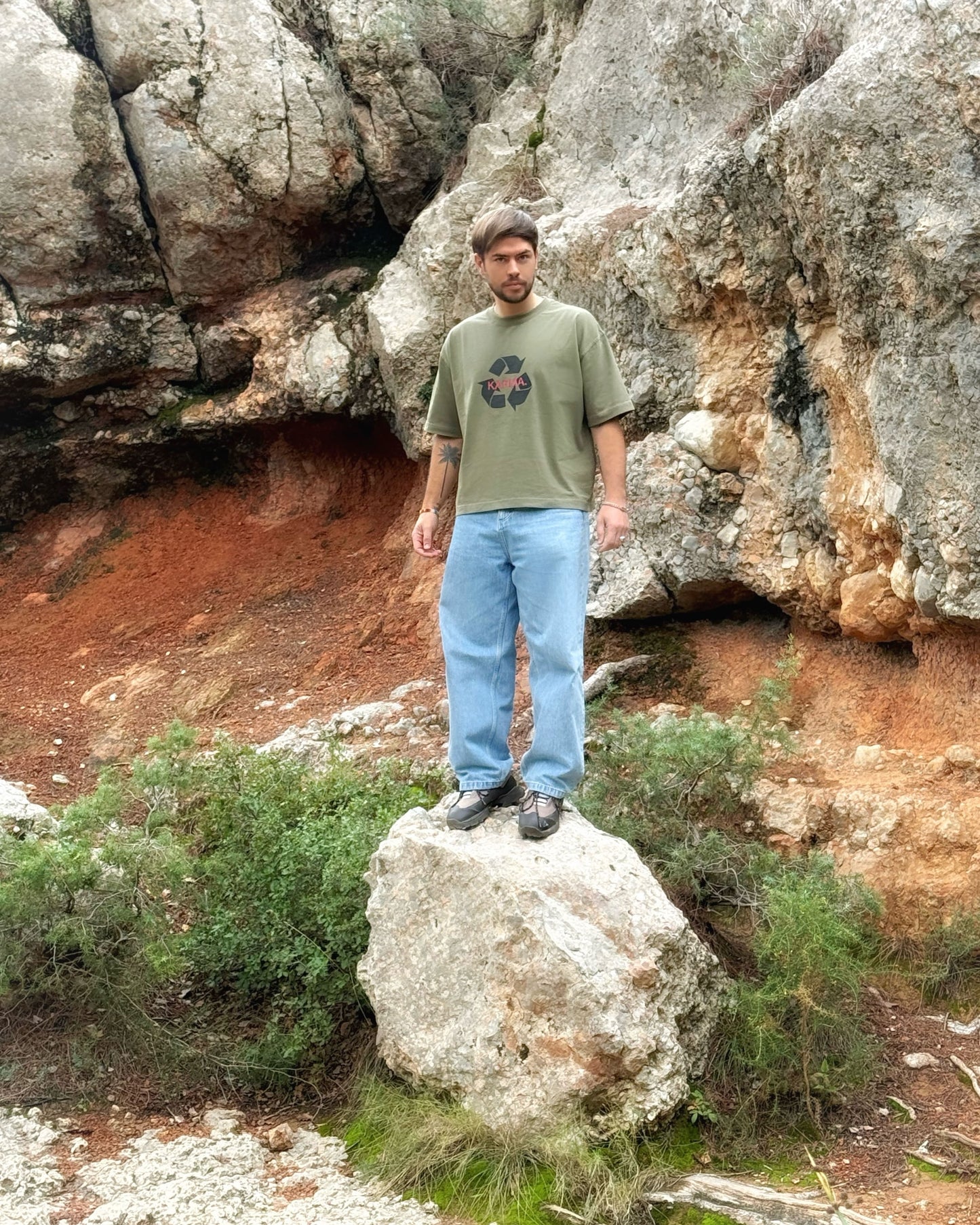 *KARMA* BOXY CROPPED TEE